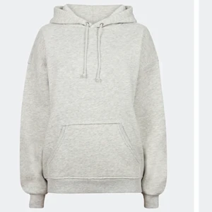 Hoodie - Säljer min hoodie ifrån bikbok då ja redan har en likadan 💞