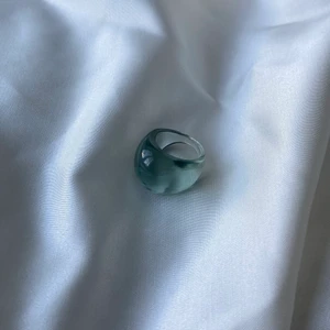 Superfin akrylring🤍 - I nyskick storlek 7! Endast 69kr styck🤍 först till kvarn!