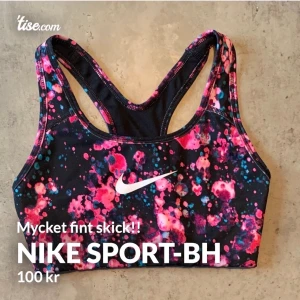 Nike sport-bh  - Sport-bh från Nike, knappt använd, tyvärr för liten för mig 