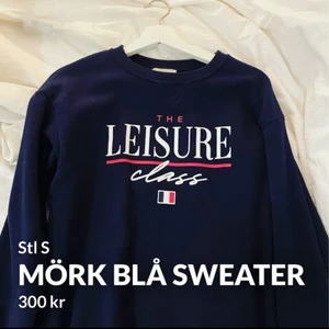 Sweater  - Jättefin marinblå tröja från ”princesspolly” i stl S. Tröjan är i bra kvalitet och endast testad, som ny! Frakt tillkommer (50kr)