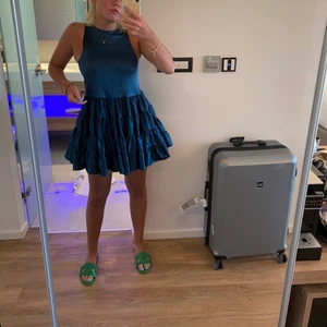 Klänning från ZARA - Grön/blå klänning från ZARA