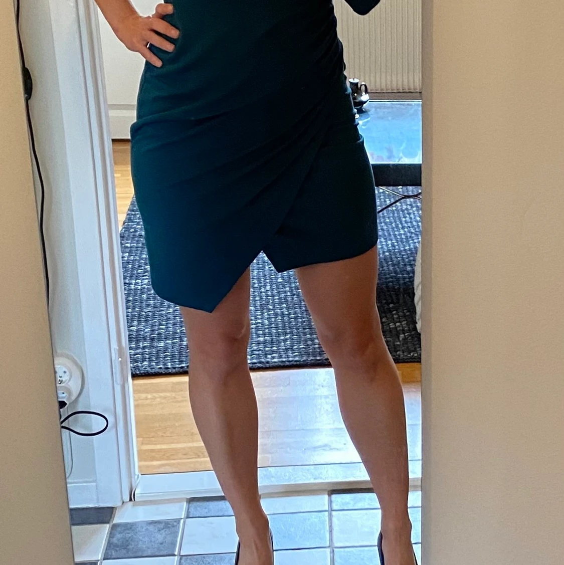 Klänning m rysch. Från Vila strl M.  - 90