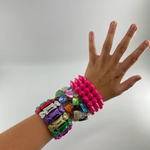 💙💙Pick & choose colourful bracelet❤️💚 - Each 40kr 