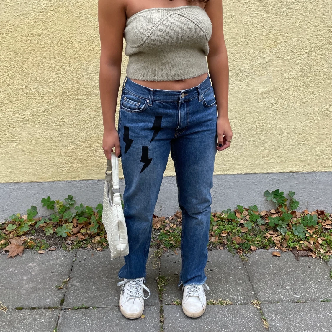 LIGHTNING LOWRISE JEANS