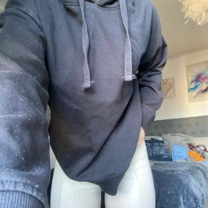 Hoodie svart - Svart stor hoodie