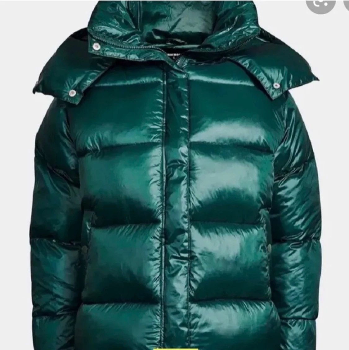 Grön pufferjacket bikbok - 91