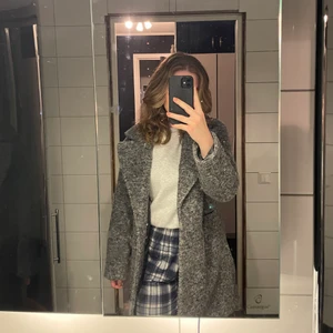 Kappa - Jättefin kappa i lika fint skick! Skriv vid frågor eller andra funderingar🙂