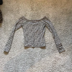 Leopard tröja - En leopard tröja jag tyvärr inte får användning av längre😊