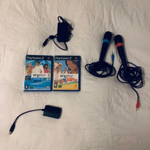 Singstar - Singstar.  Ps2.  2 mikrofoner och 2 spel.  1. Svenska hits, 2. Summer party.  200kr.  Kolla gärna in mina andra inlägg, Vi intresse av fler varor så fixar jag ett bra paketpris!