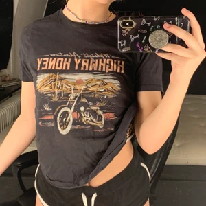 Gina T-shirt  - fint skick :)