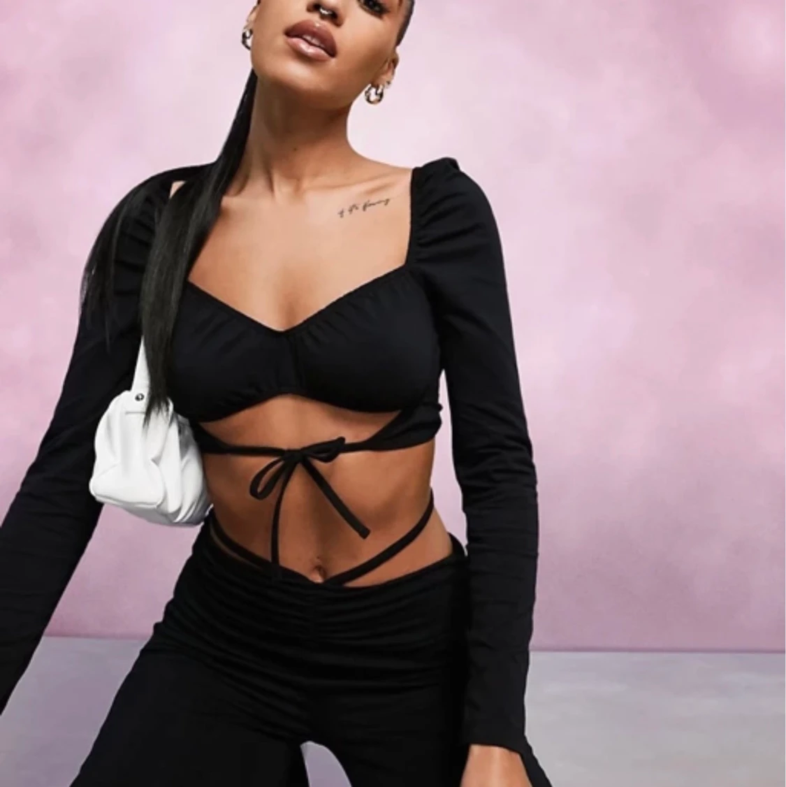 Svarta byxor med knytning - 90