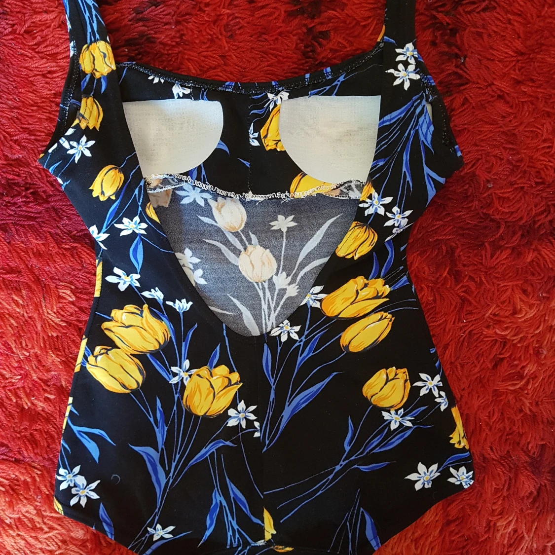 fin retro baddräkt med öppen rygg - 91