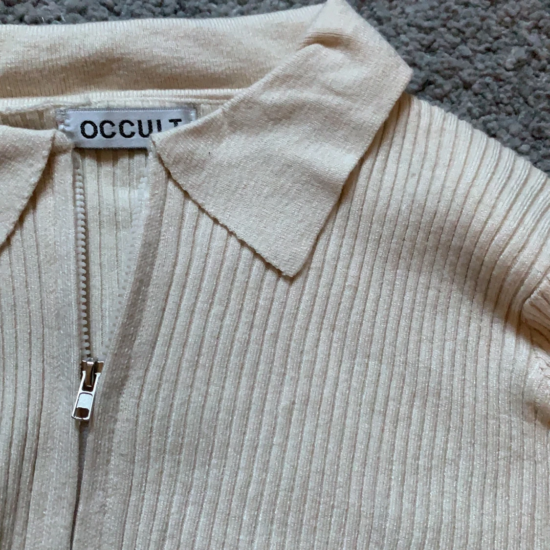 Ribbad långärmad crop top  - 91