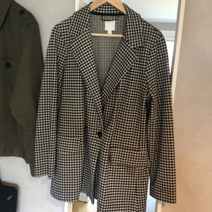 Rutig Blazer  - Blazer från H&M, + frakt