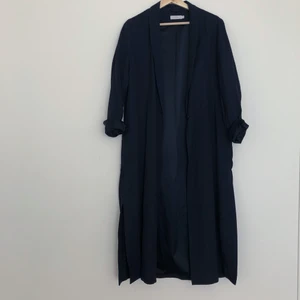 Kappa - Mörkblå. Hittar inget att anmärka på. 