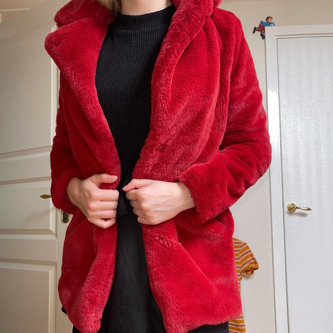 röd pälsjacka - 91