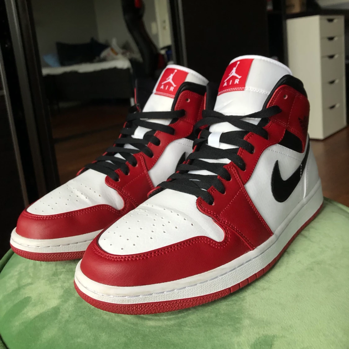 Air Jordan 1 mid Chicago 2020