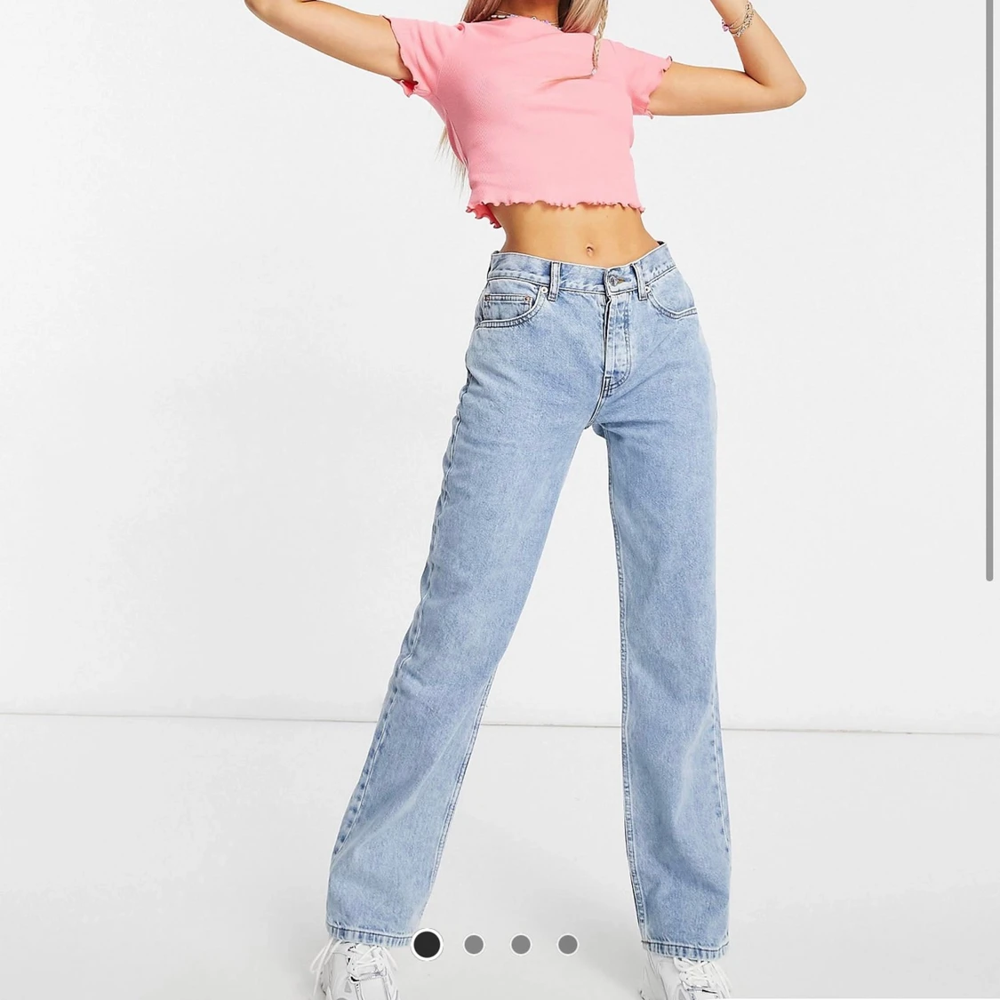 Lågmidjade jeans i ljus vintageblå ASOS