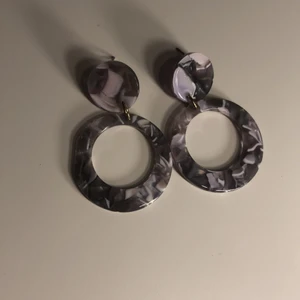 H&M - Fina örhängen från H&M, användt 1gång❤️