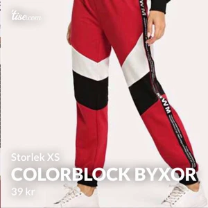 Street Colorblock Byxor 👖  - Säljer några byxor som jag gärna vill bli av med som aldrig kommer till användning, där av det billiga priset. Påminner mig mycket om street stilen. De är väldigt sköna men inte min stil.
