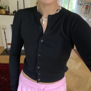 Svart kofta - Vanlig svart kofta från H&M, topp skick!