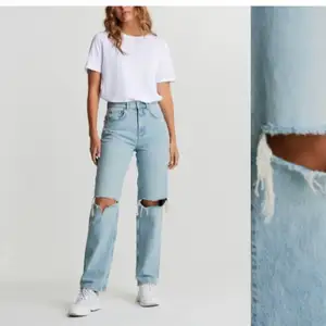 90s jeans från Gina tricot i storlek 34. Säljer för de sitter lite för stora på mig.  
