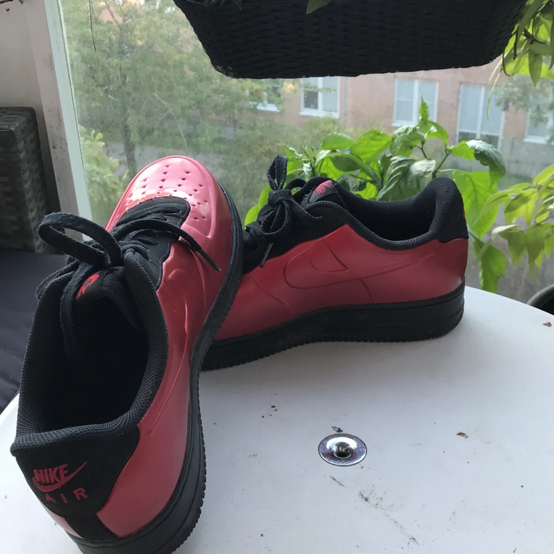 Röda Nike airforce 1 - 90