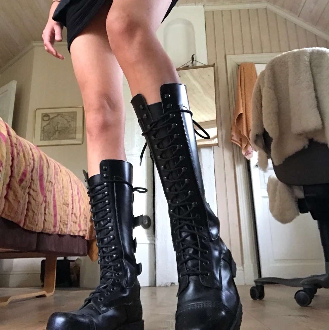 Läderstövlar 🤑 storlek 41  - 28