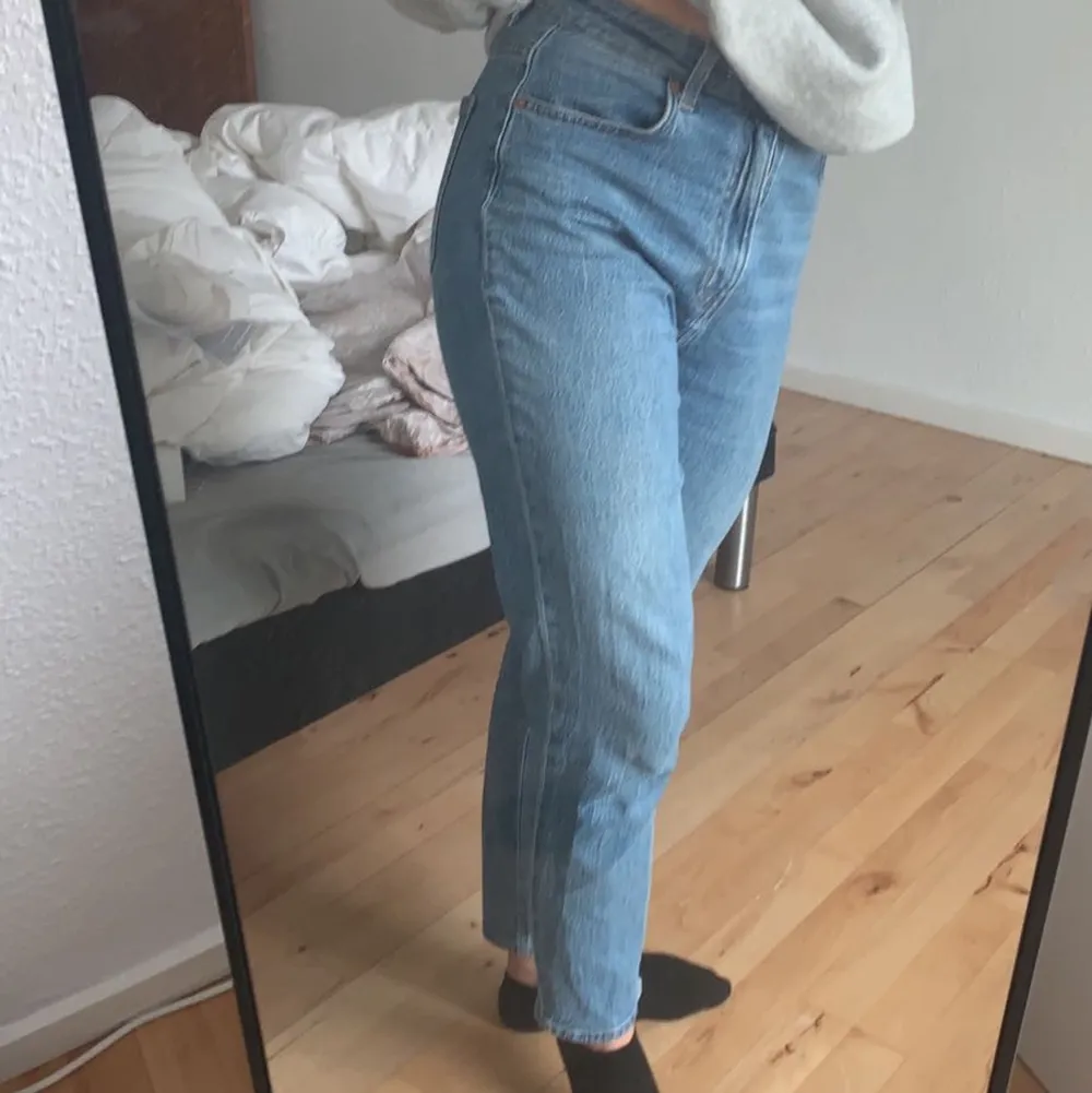 Totalt new Loose mom jeans. . Jeans & Byxor.