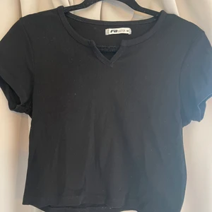 Tshirt - Snygg topp i storlek M men passar även S
