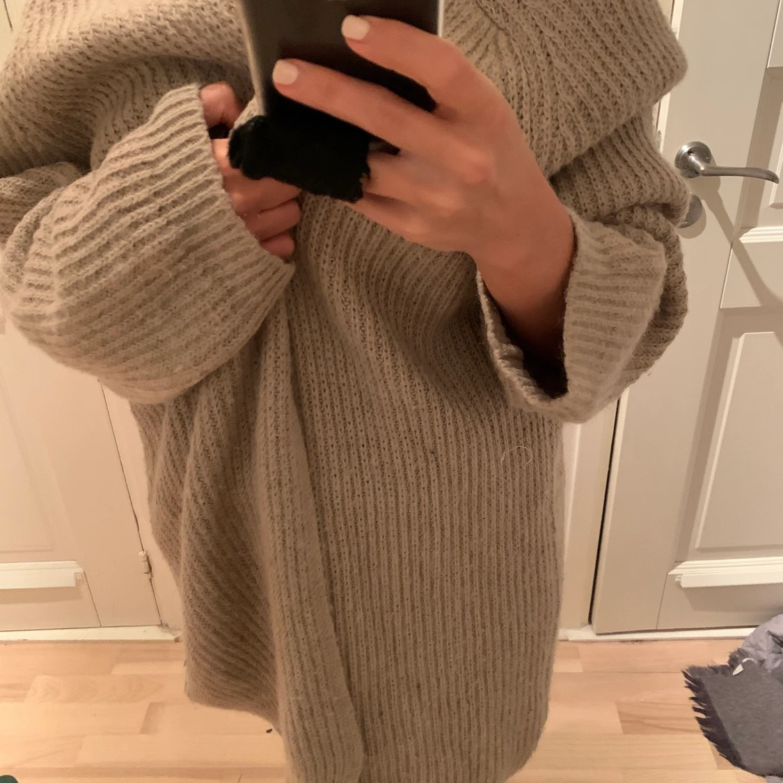 Mysig och skön stickad kofta i storlek M