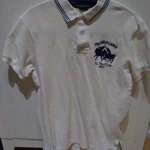 Ralph Lauren Piké strl M - Bra skick.