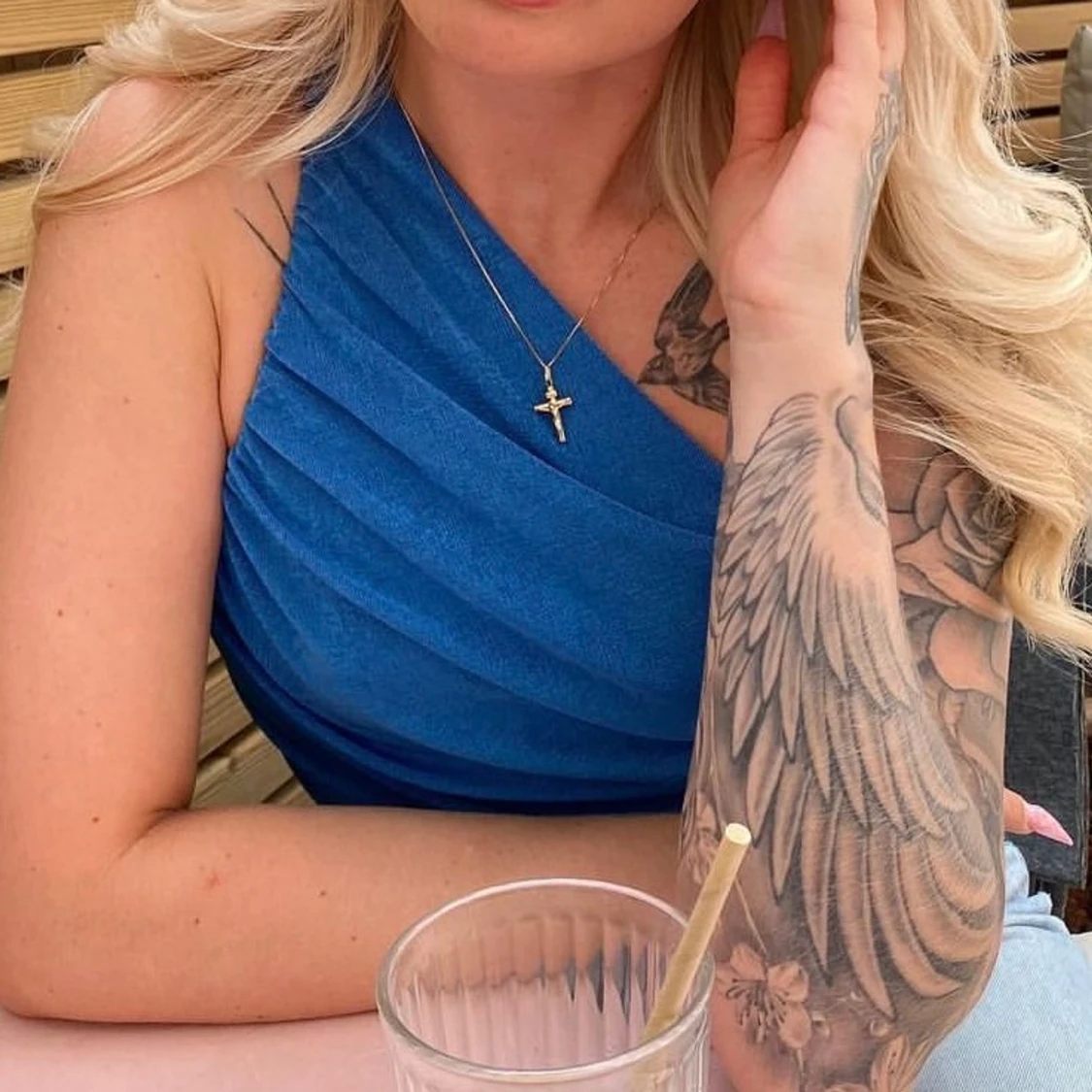 Blå one shoulder top - 90