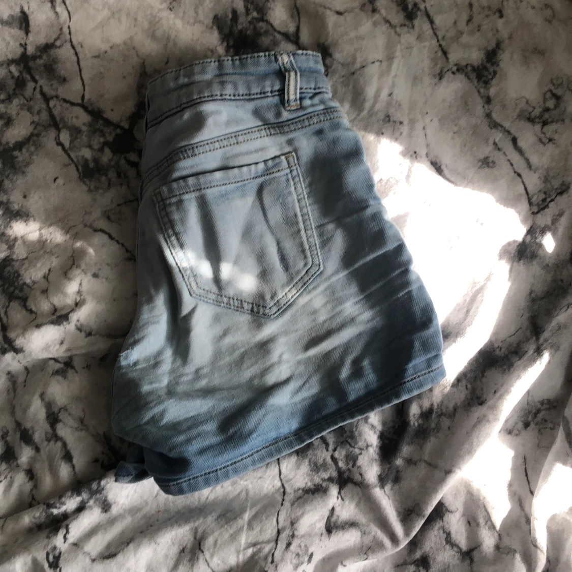 Korta jeans shorts  - 90