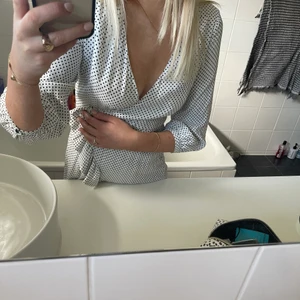 Klänning  - Oanvänd klänning från Zara