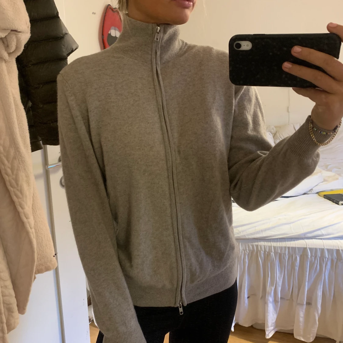 Kashmir Soft goat zip up