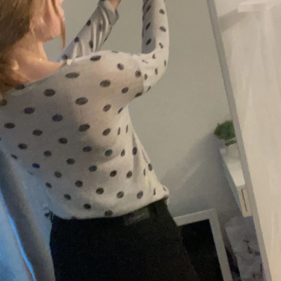 Prickig Långärmadtröja - 90