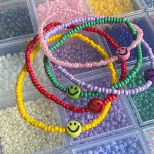 Smiley armband  - Supersöta armband med smileys på😍 42kr, gratis frakt styck 