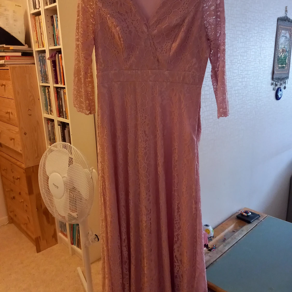 Elegant spetsklänning  - 91