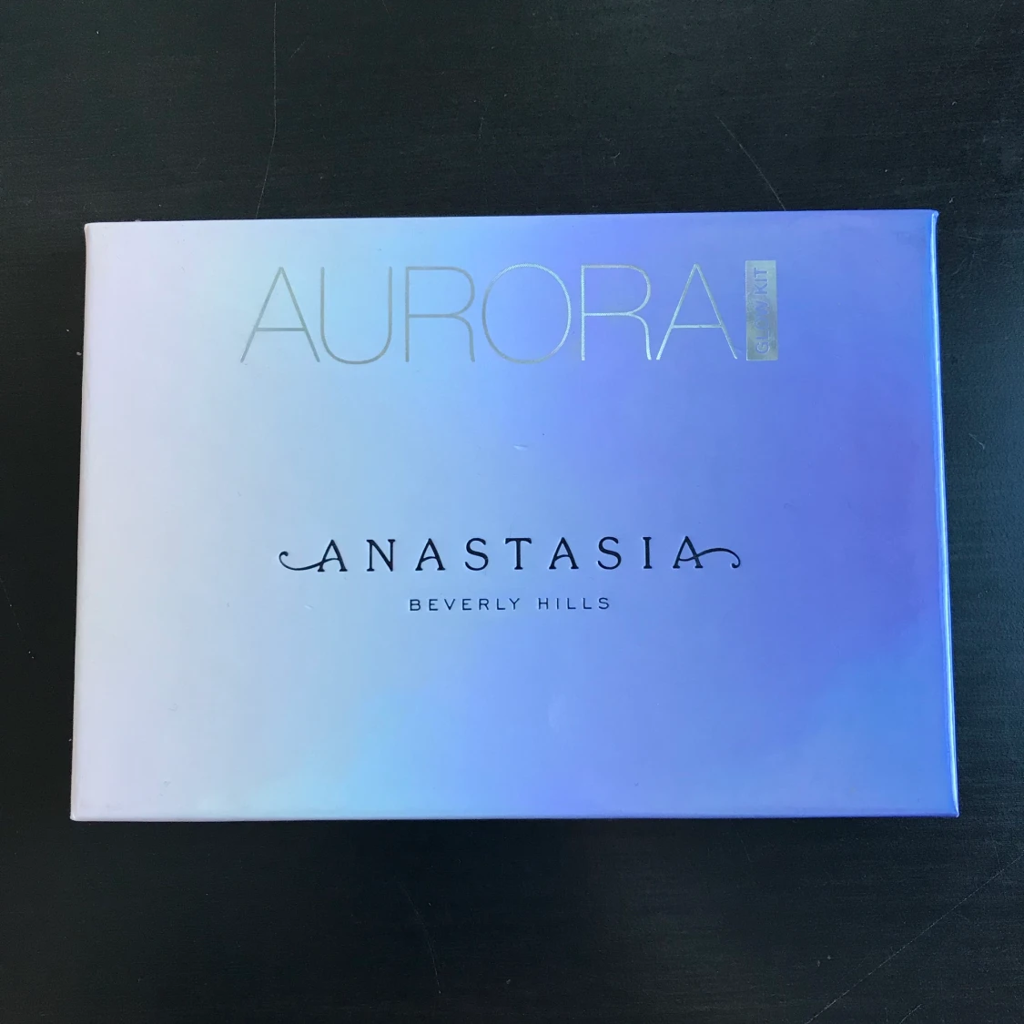 Anastasia aurora glow kit - 90