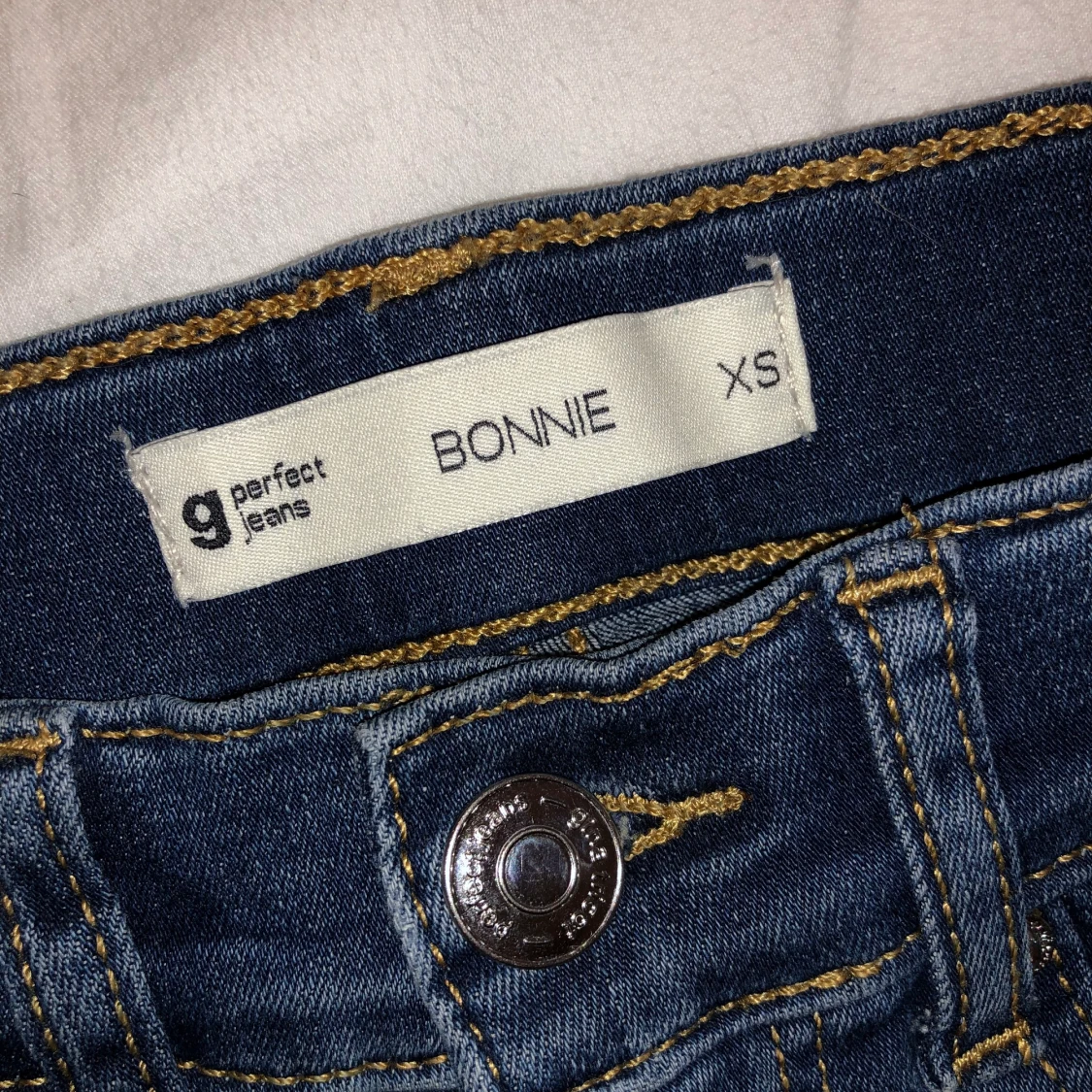 Mörkblå slimfit jeans  - 91