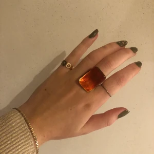 Vintage ring - Justerbar ring som piffar upp ens outfit! Frakt tillkommer<3