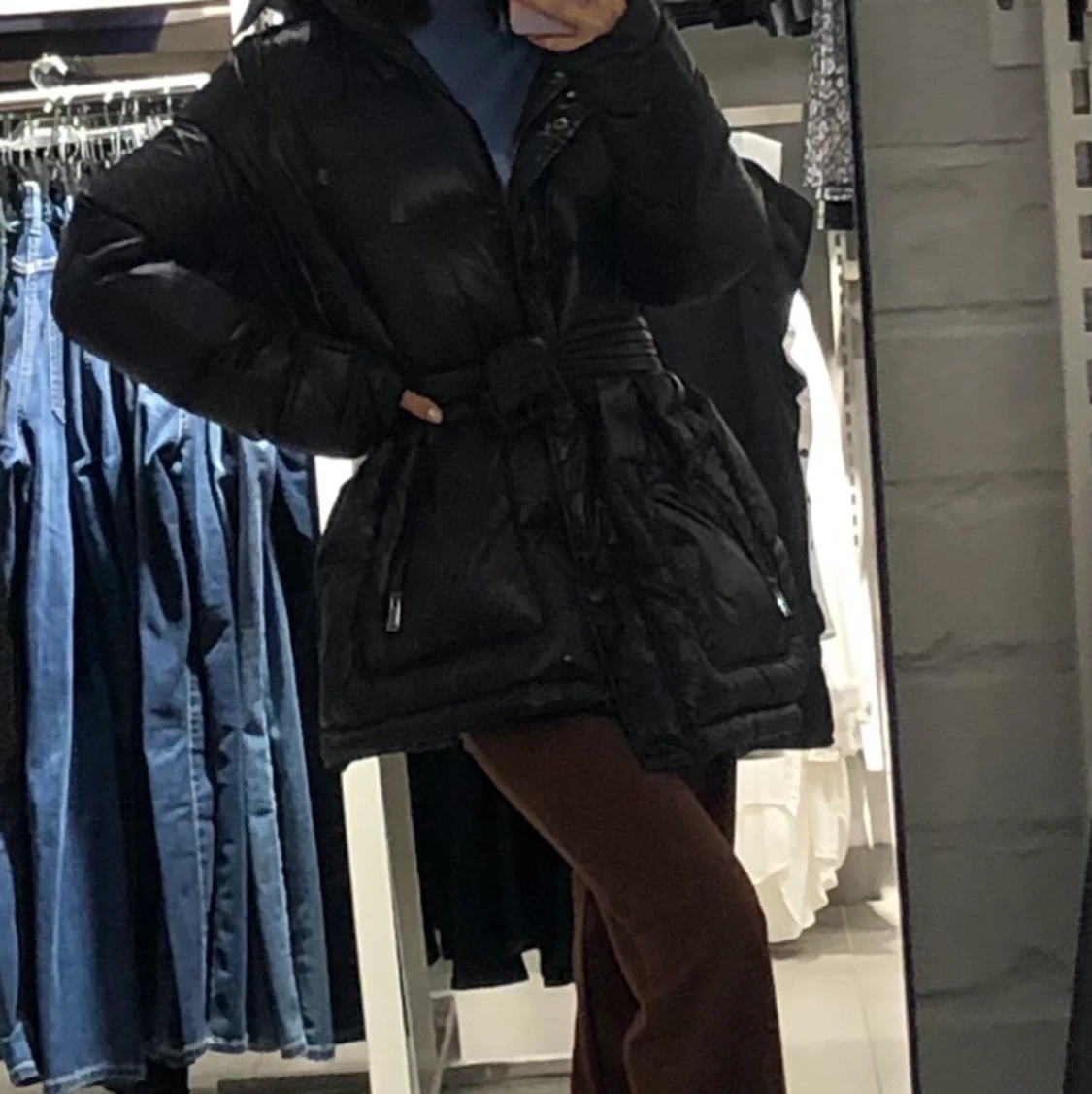 Pufferjacka med bälte svart - 90