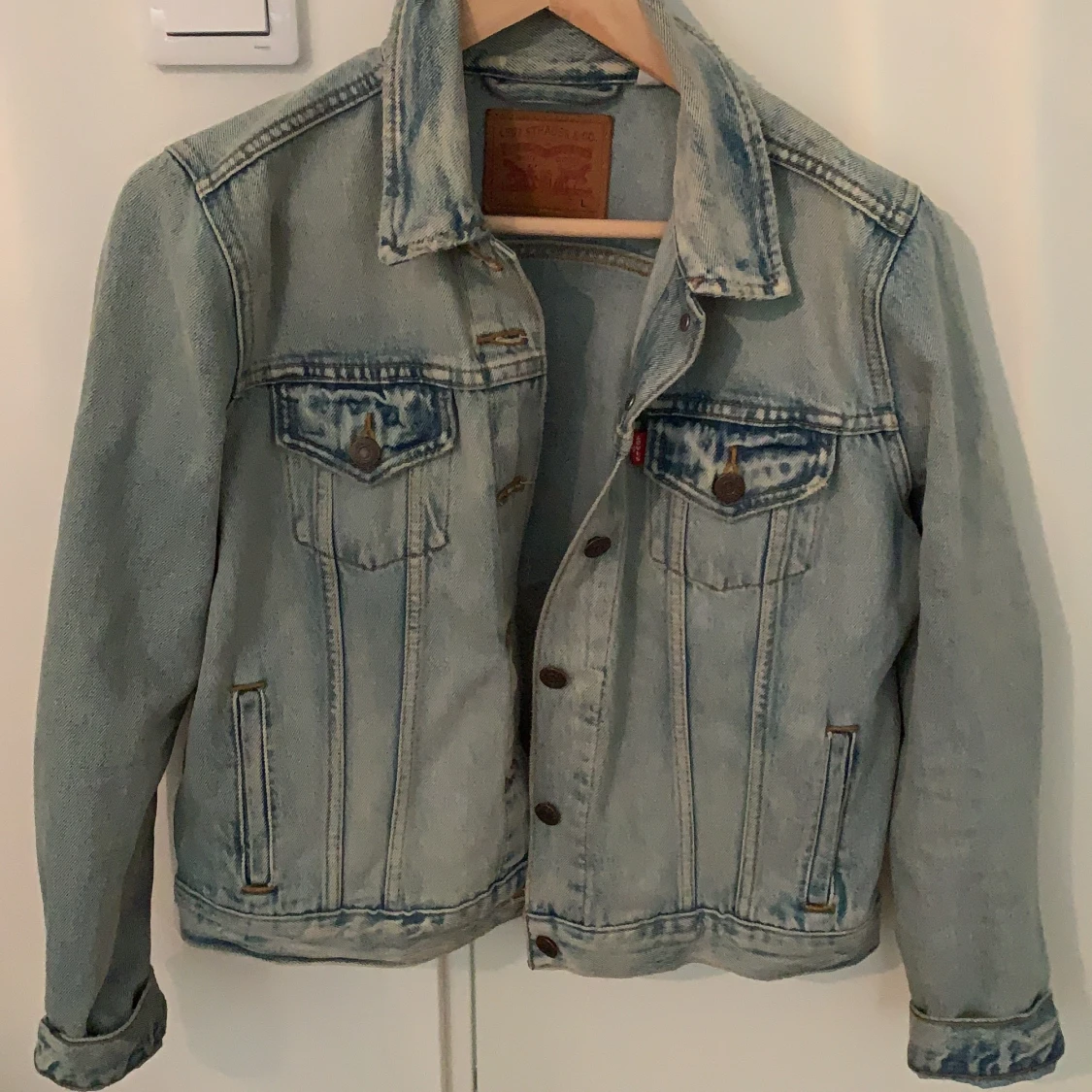 Blå jeansjacka