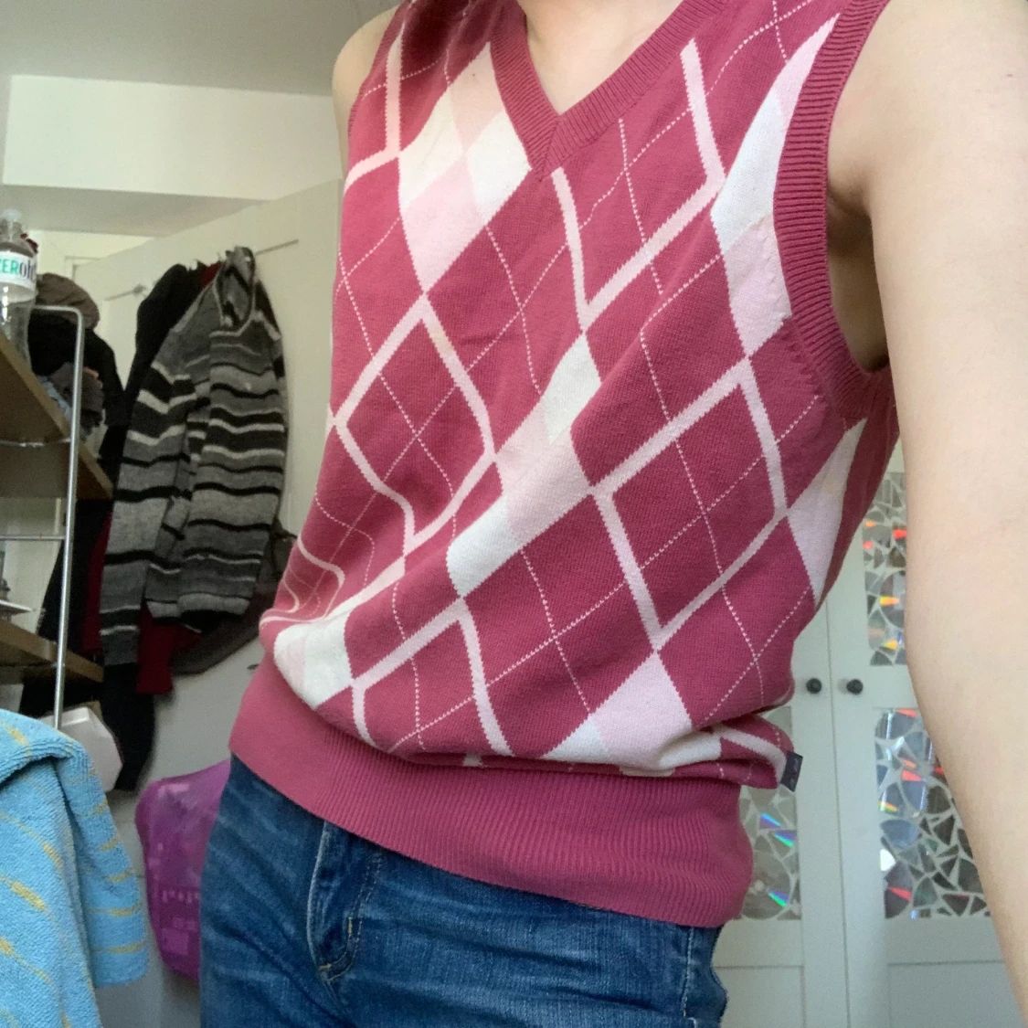 stickad rosa väst :-) - 90