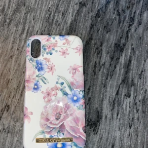 Ideal of sweden skal - Säljer mitt ideal of sweden skal för mobilen xr💕knappt använt så bra skick!! Nypris 500 och säljer nu för 150kr