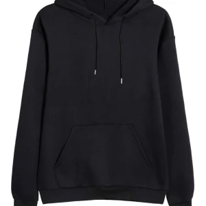 Basic svart hoodie  - Helt ny svart hoodie, i tjockt mysigt material. Storleken är S och passar både XS/S