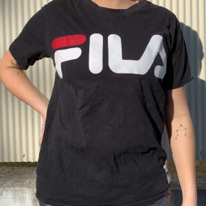 Fila t-shirt  - En tshirt från Fila. Gott skick.