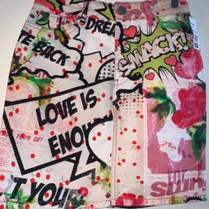 POP ART SKIRT - Pop art denim skirt. UK Size 8. 