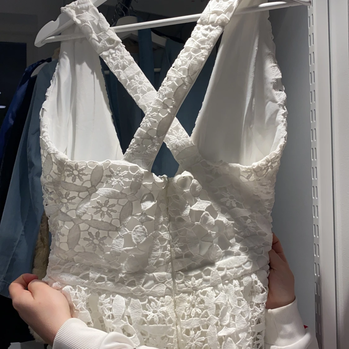 Oanvänd klänning från madlady  - 90